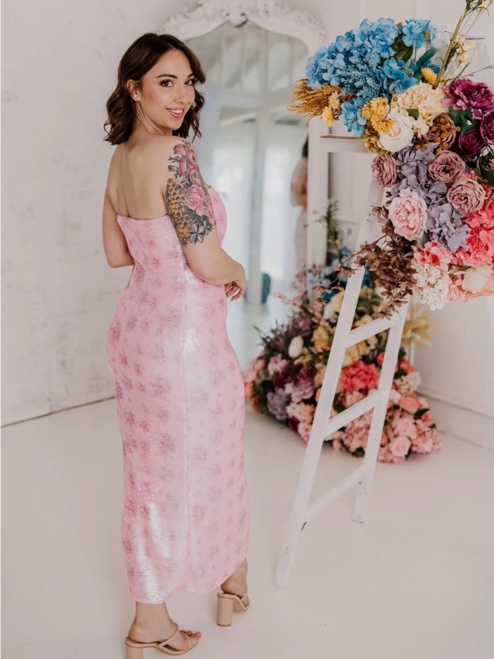 LoveShackFancy Stacia Sequin Dress
Strapless Pink Metallic Midi size 4 - Picture 5 of 14